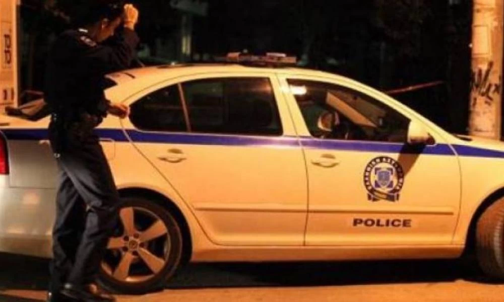 Πάτρα: Ανατίναξαν αυτοκίνητο Smart γνωστού Πατρινού – Ζημιές και σε νεοκλασικό κτίριο